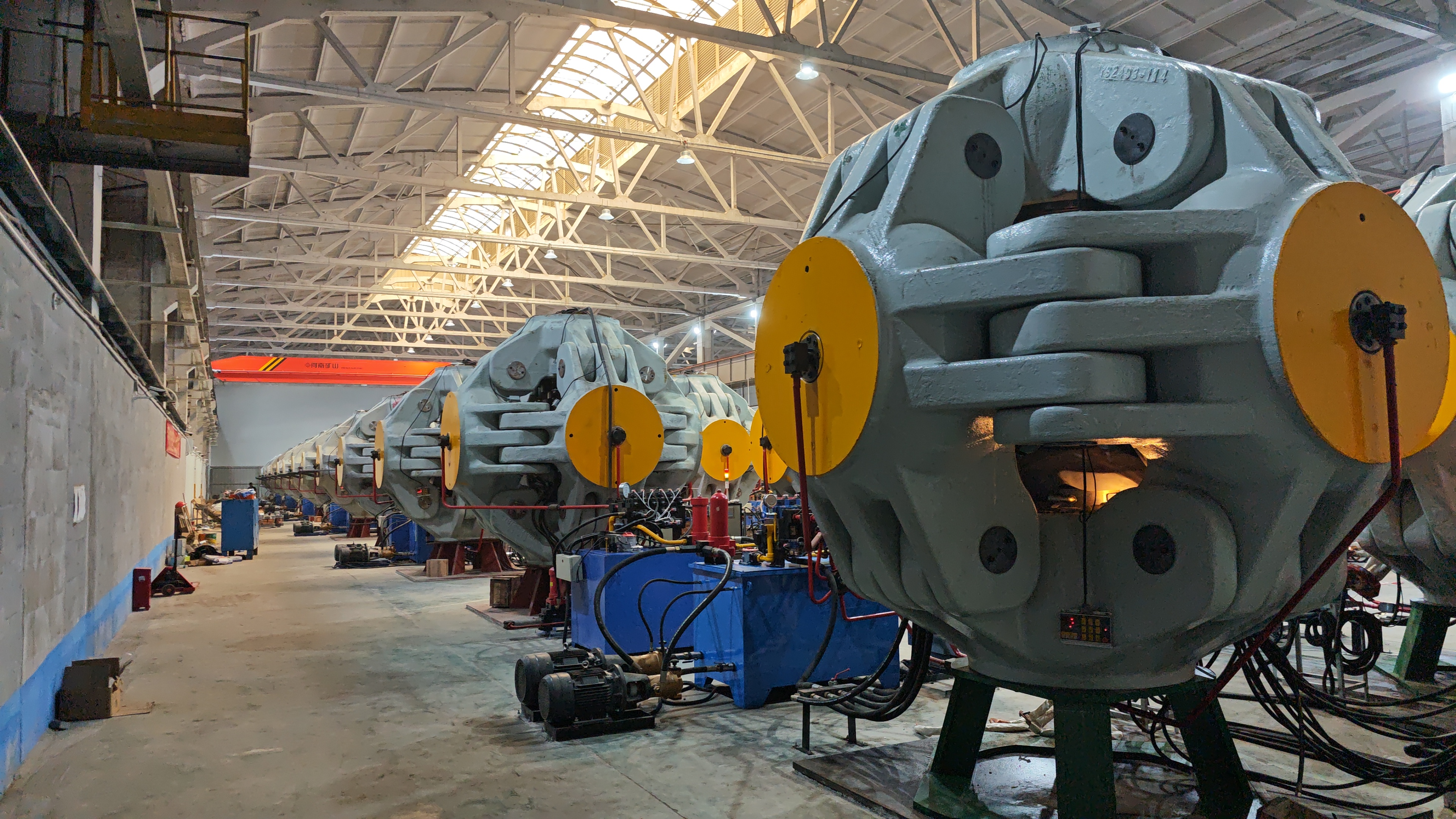 Industrial diamond manufacturing equipment in a Henan factory